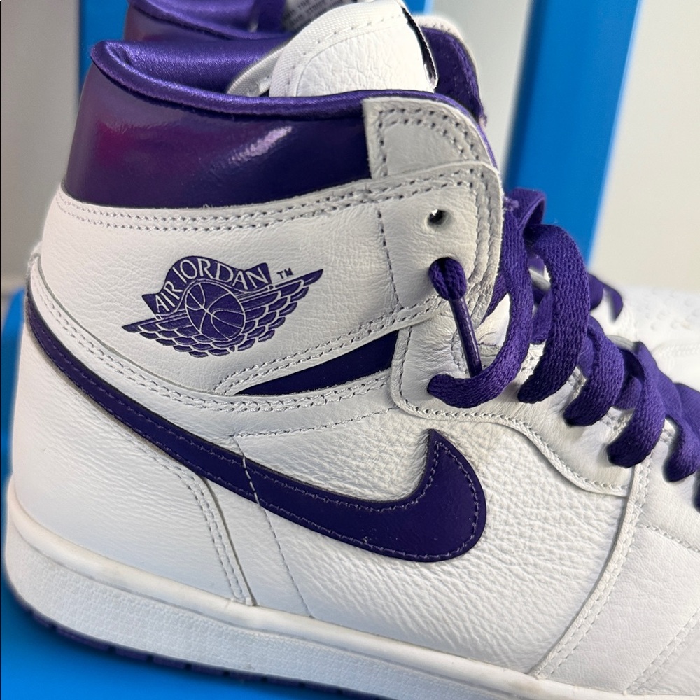 Jordan Women's Sneakers in White Purple Used like new size 9 woman or 7.5 Men